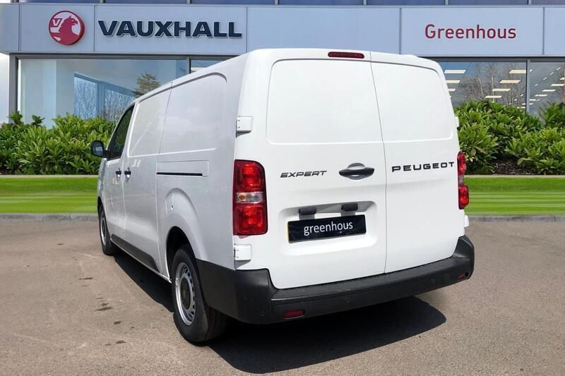 White New 2025 Peugeot Expert Van | £21,290 (Fair price) - Image 1/4