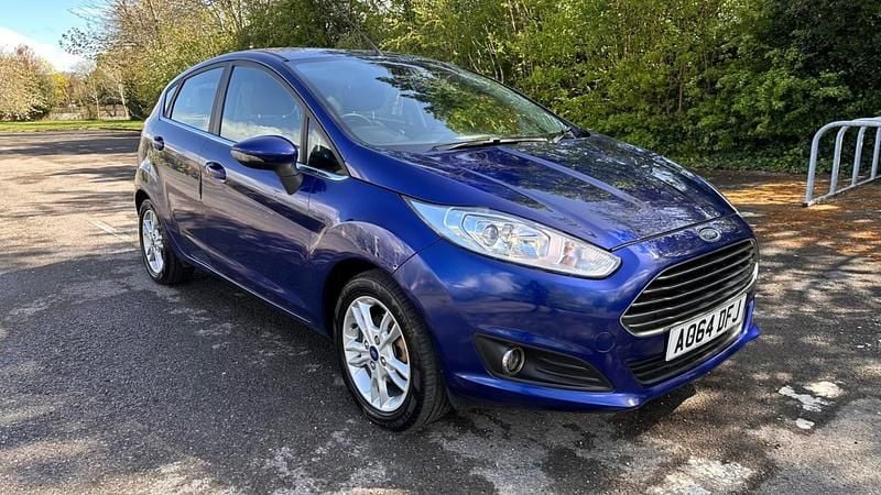 Used Ford Fiesta Zetec 75 HP (55 kW) 2014 Blue Hatchback