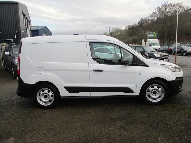 Used Ford Transit Connect 100 HP (73 kW) 2019 White MPV