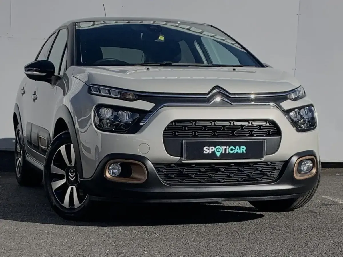 Begagnad Citroën C3 PureTech 2023 Grå Halvkombi