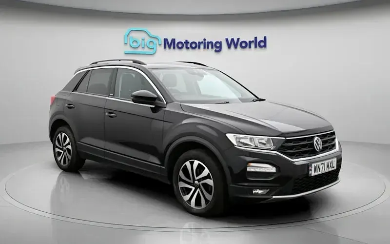 Used VW T-Roc Active 150 HP (110 kW) 2021 Black SUV