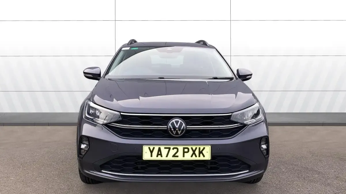 Używany VW Taigo Life 95 KM (69 kW) 2023 Szary SUV