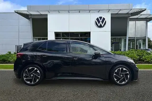 Used VW ID.3 Pro 150 kW (204 HP) 2024 Black Hatchback