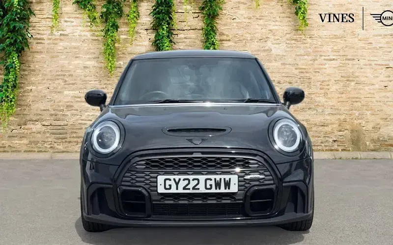 Used Mini Cooper S Hatch 178 HP (130 kW) 2022 Black Hatchback