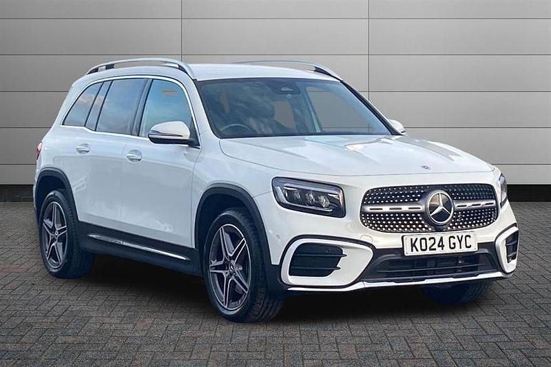 Polar white Used 2024 Mercedes GLB200 Executive SUV | £28,990 (Fair price) - Image 1/4