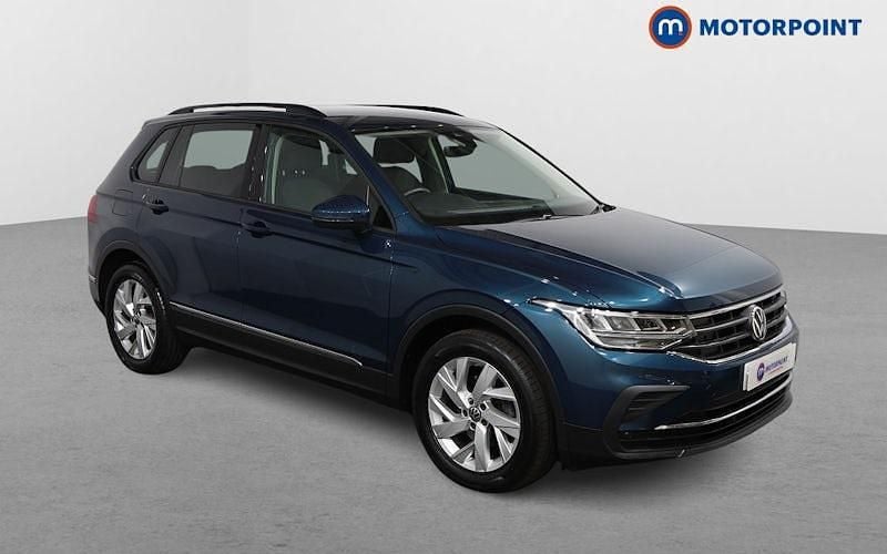 Used 2024 VW Tiguan Life SUV | £19,149 (Super price) - Image 1/4