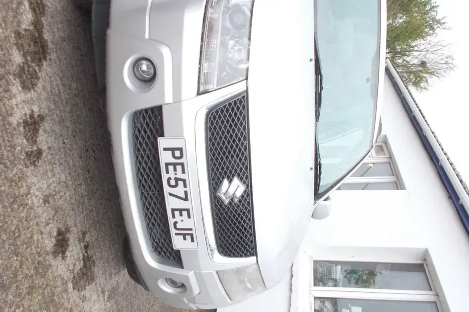 Usado Suzuki Grand Vitara 2007 Prateado SUV