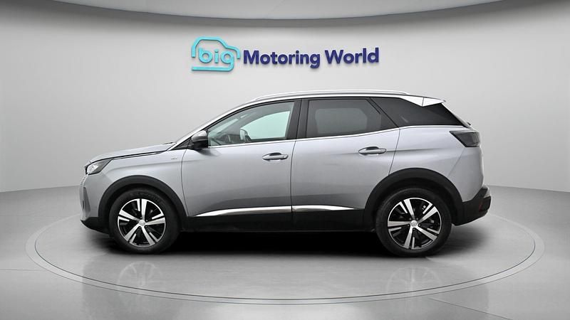 Used Peugeot 3008 GT 129 HP (94 kW) 2022 Grey SUV
