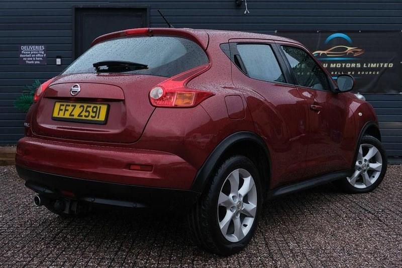 Used Nissan Juke Acenta 117 HP (86 kW) 2011 Red SUV