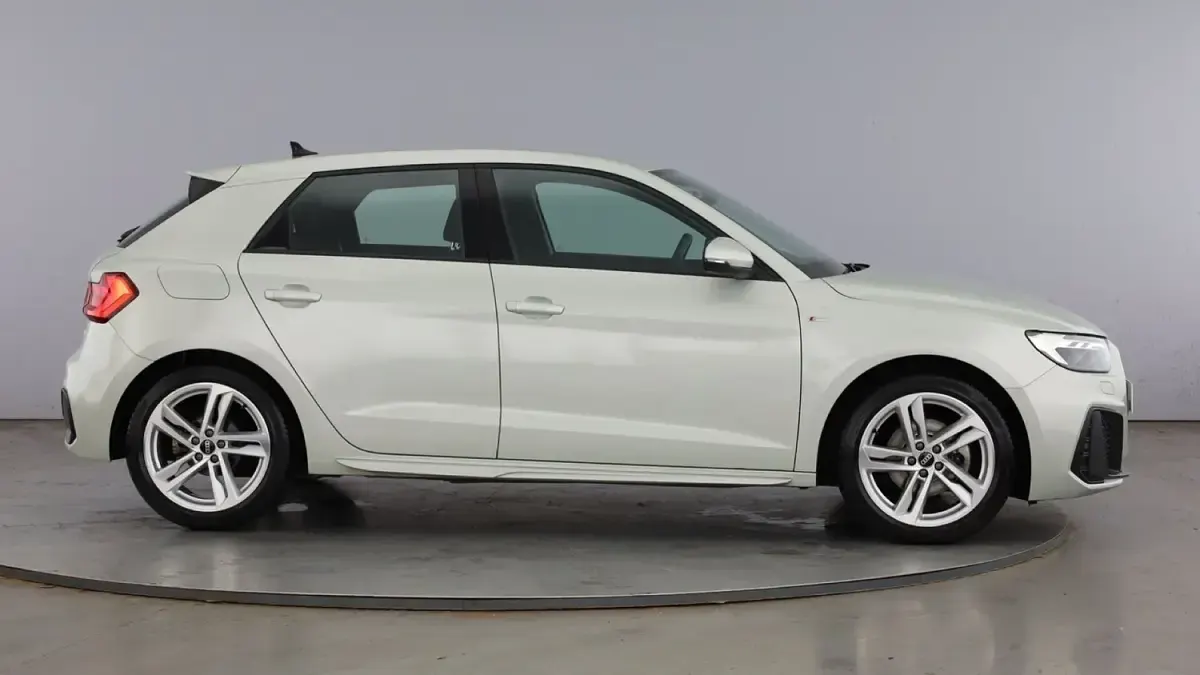 Used Audi A1 Sportback S-Line 150 HP (110 kW) 2023 Silver Hatchback