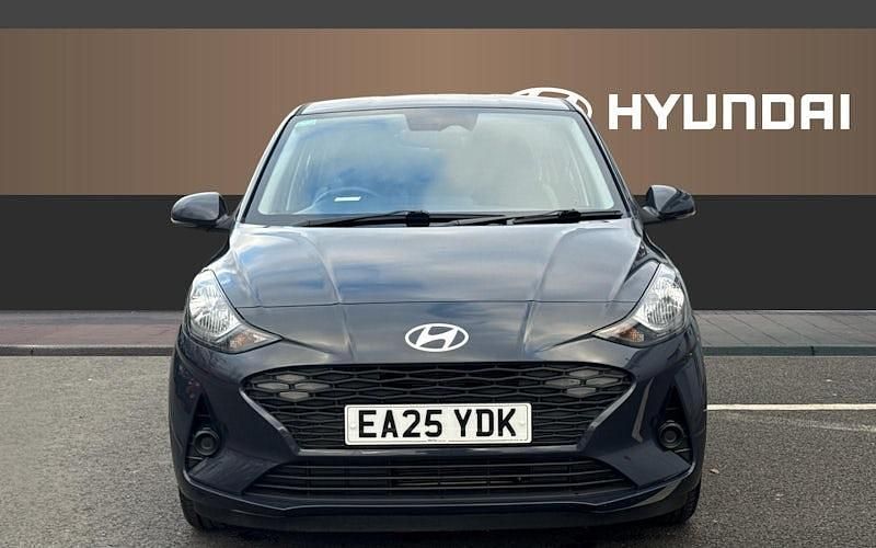 Used Hyundai i10 Advanced 63 HP (46 kW) 2025 Grey Hatchback