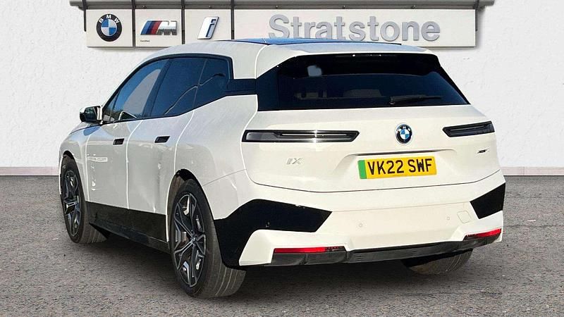 Used BMW iX M Sport 236 kW (322 HP) 2022 White SUV