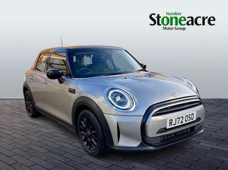 Silver Used 2022 Mini Cooper Classic Hatchback | £17,430 (Good price) - Image 1/4