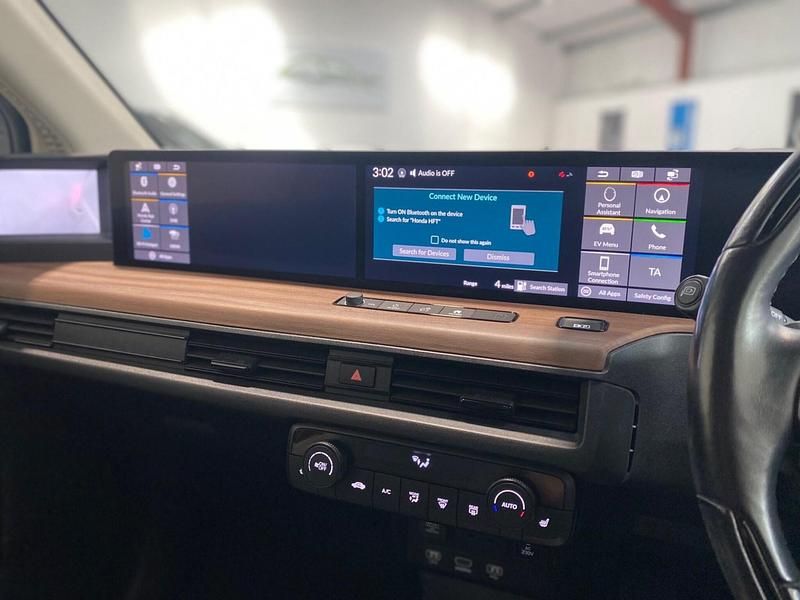 Used Honda e Advance 2021 White Hatchback