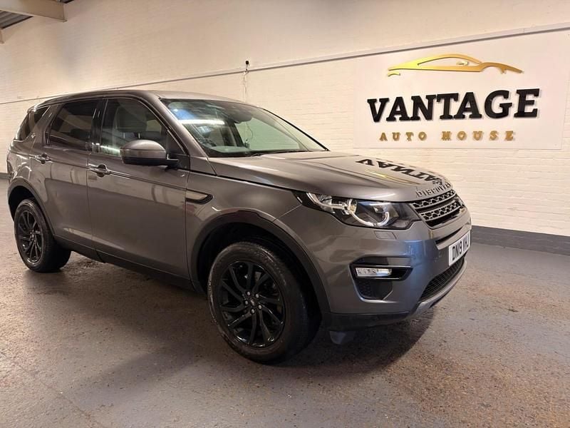 Grey Used 2019 Land Rover Discovery Sport SE SUV | £12,450 (Good price) - Image 1/4