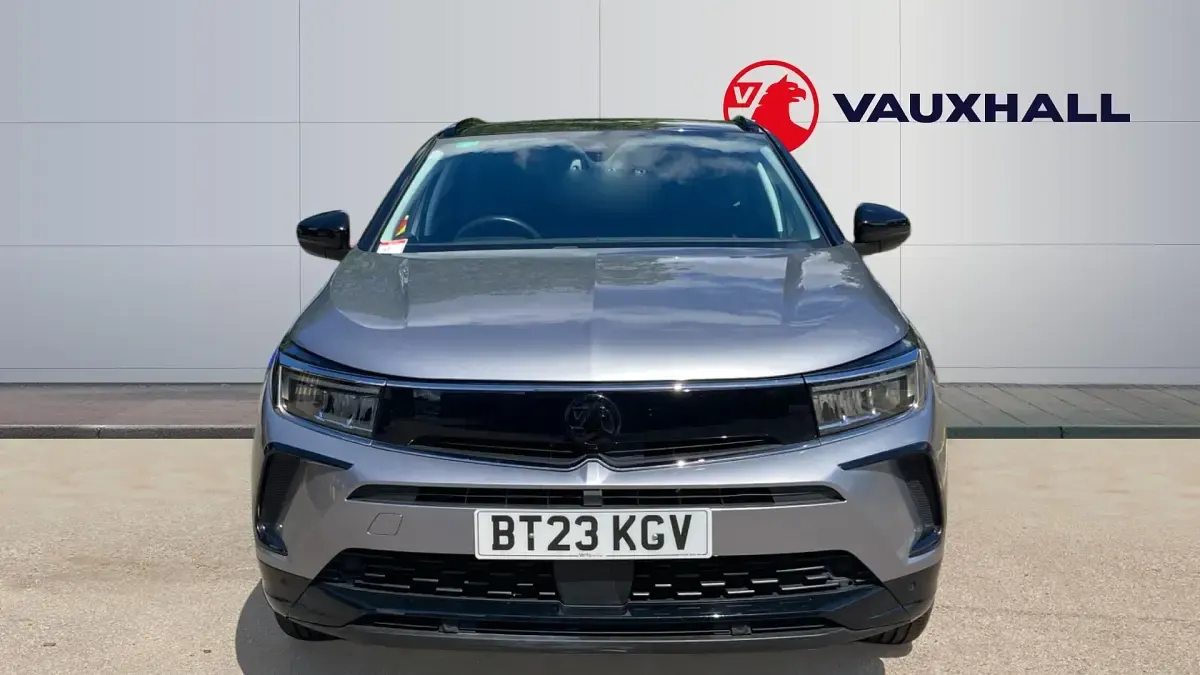 Used Vauxhall Grandland X 131 HP (96 kW) 2023 Grey SUV