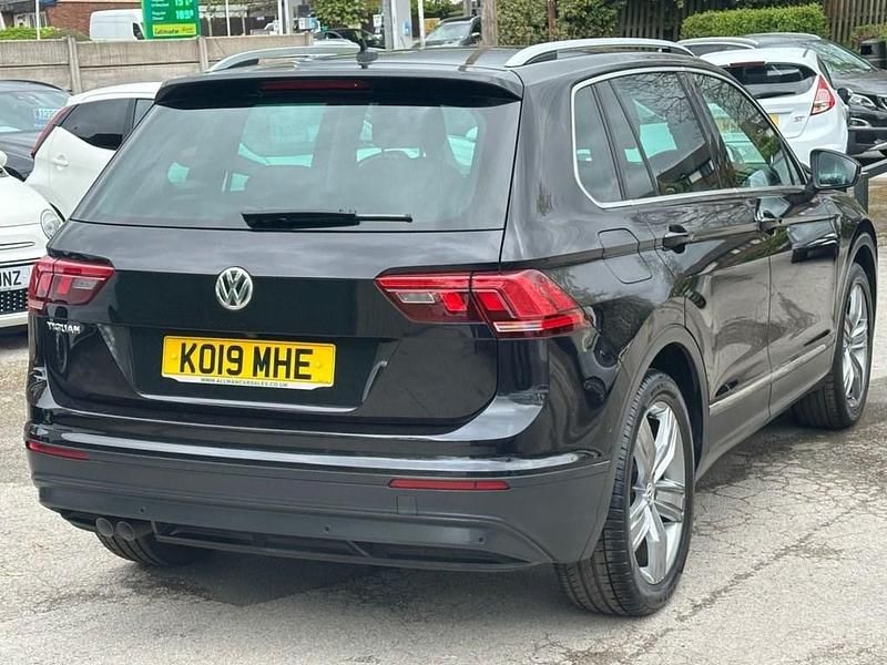 Second-hand VW Tiguan Match 150 CP (110 kW) 2019 Negru SUV