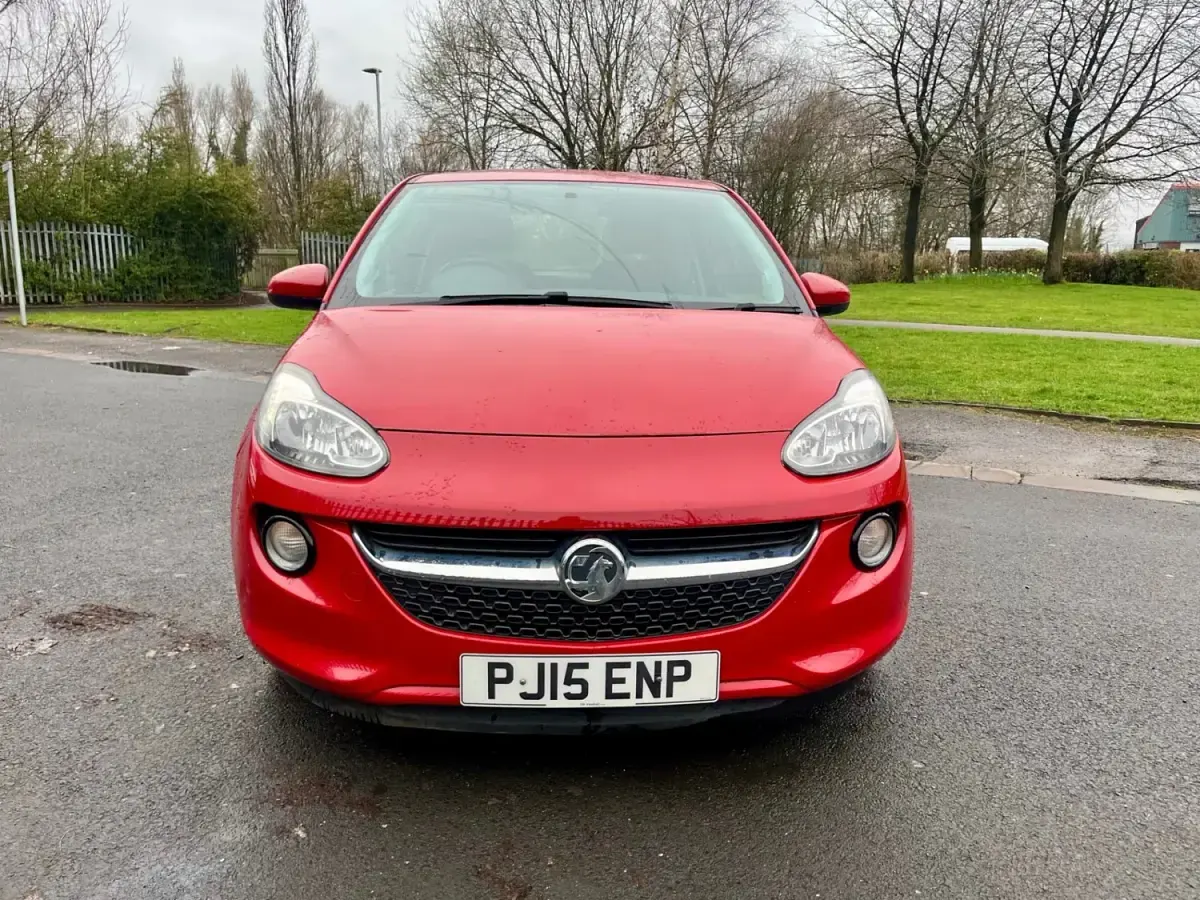 Second-hand Vauxhall Adam Jam 2015 Roșu Hatchback