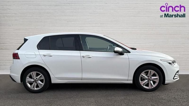 Used VW Golf VIII Life 115 HP (84 kW) 2020 White Hatchback