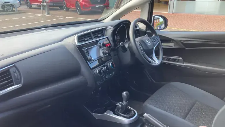 Used Honda Jazz S 102 HP (75 kW) 2015 Hatchback