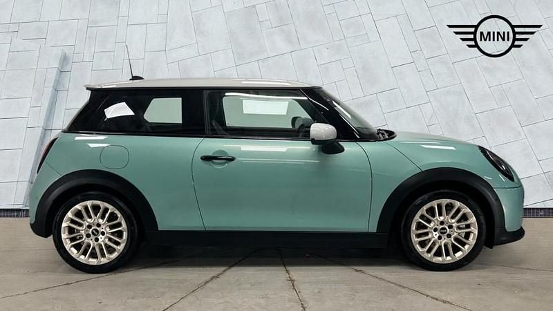 Used Mini Cooper S Hatch 201 HP (147 kW) 2024 Green Hatchback