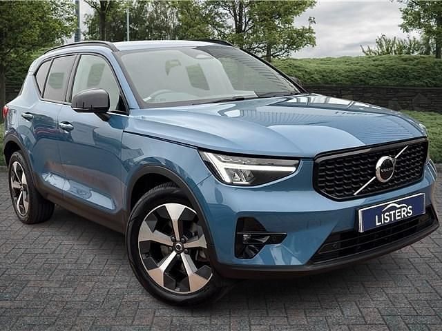 Blue Used 2022 Volvo XC40 Plus SUV | £27,985 (Fair price) - Image 1/4
