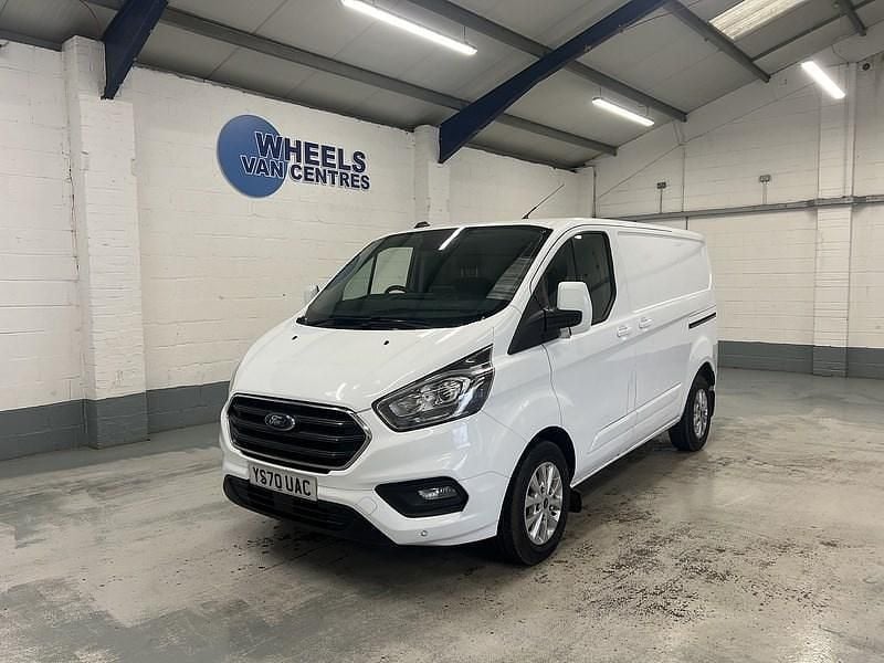Used Ford Transit Custom Limited 130 HP (95 kW) 2020 White Van