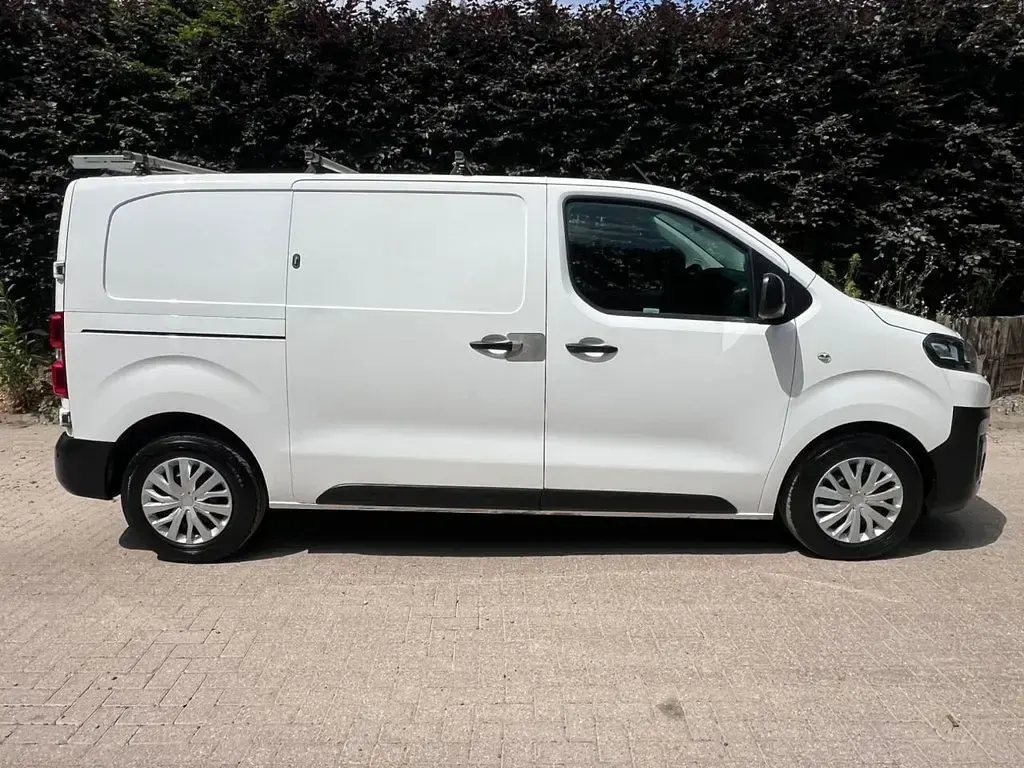 Used Citroën Dispatch 2020 White MPV