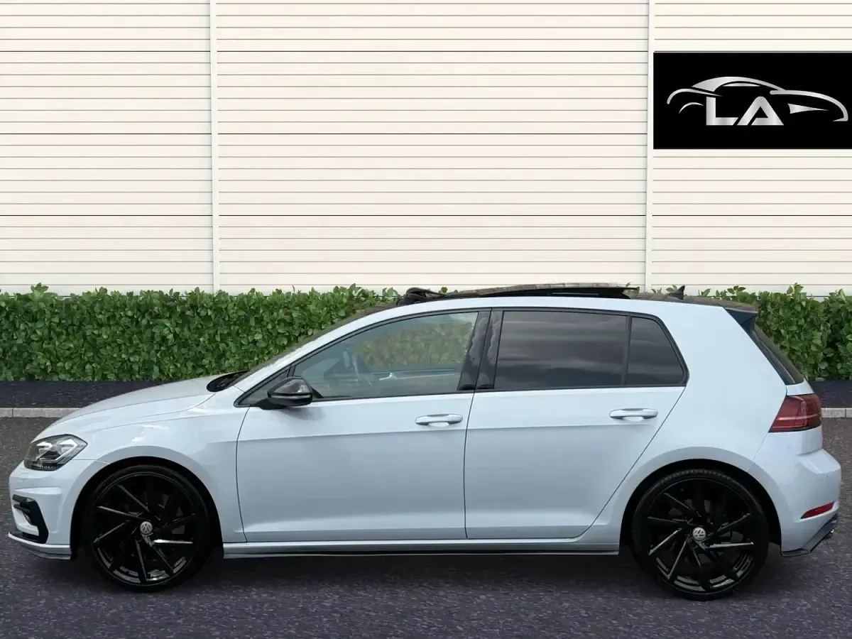 Used VW Golf VII R 300 HP (220 kW) 2019 Silver Hatchback