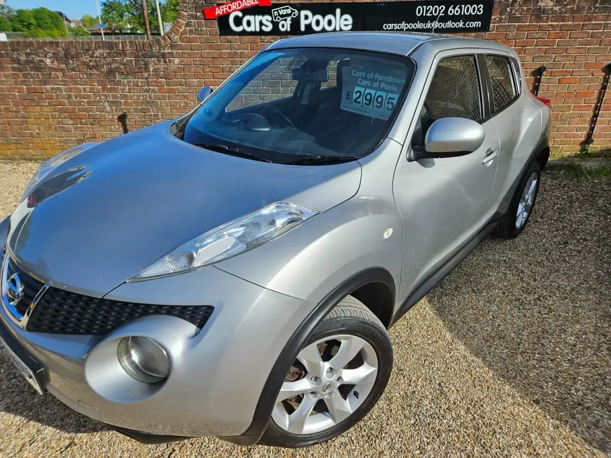 Usado Nissan Juke Acenta 2011 Prateado SUV