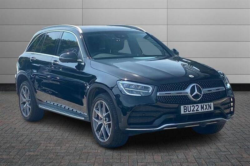 Obsidian black Used 2022 Mercedes E300 AMG Line Premium Plus Estate | £34,990 (Super price) - Image 1/4