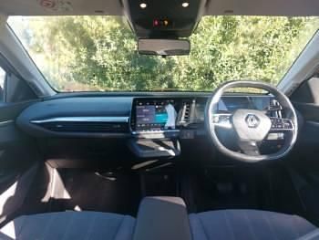 Gebraucht Renault Megane E-Tech Equilibre 159 kW (217 PS) 2023 Rot Kleinwagen