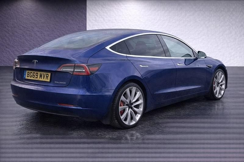 Used Tesla Model 3 Performance 330 kW (449 HP) 2019 Blue Sedan