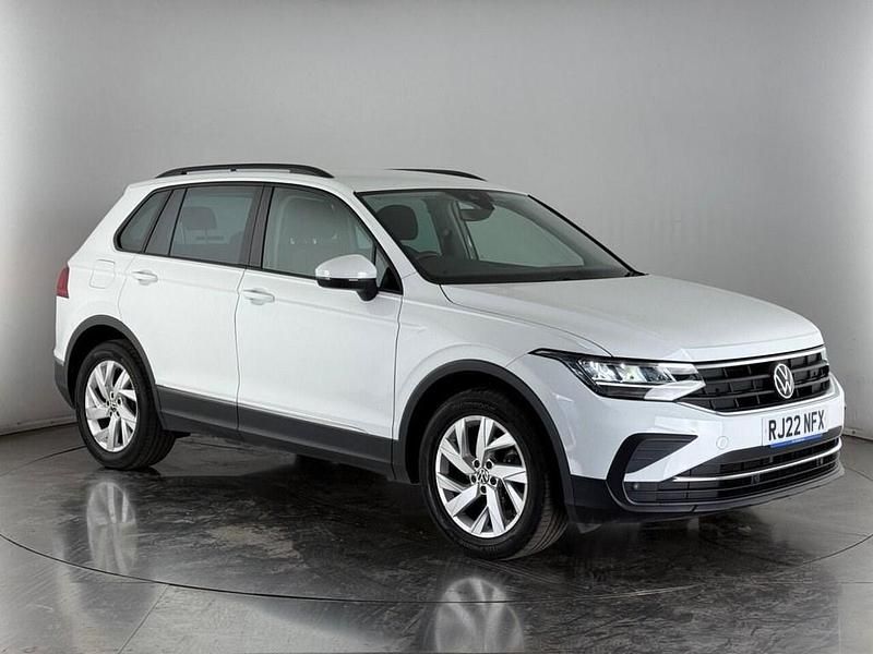 White Used 2022 VW Tiguan Life SUV | £17,350 (Super price) - Image 1/3