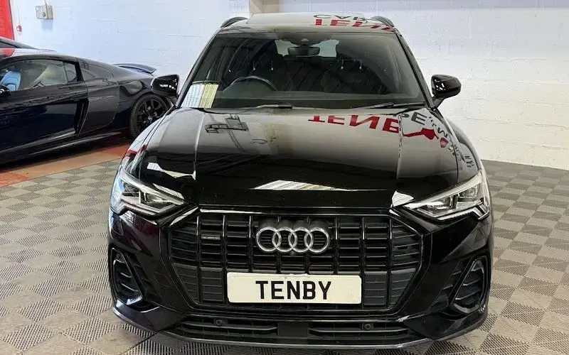 Used Audi Q3 Design 230 HP (169 kW) 2019 Black SUV