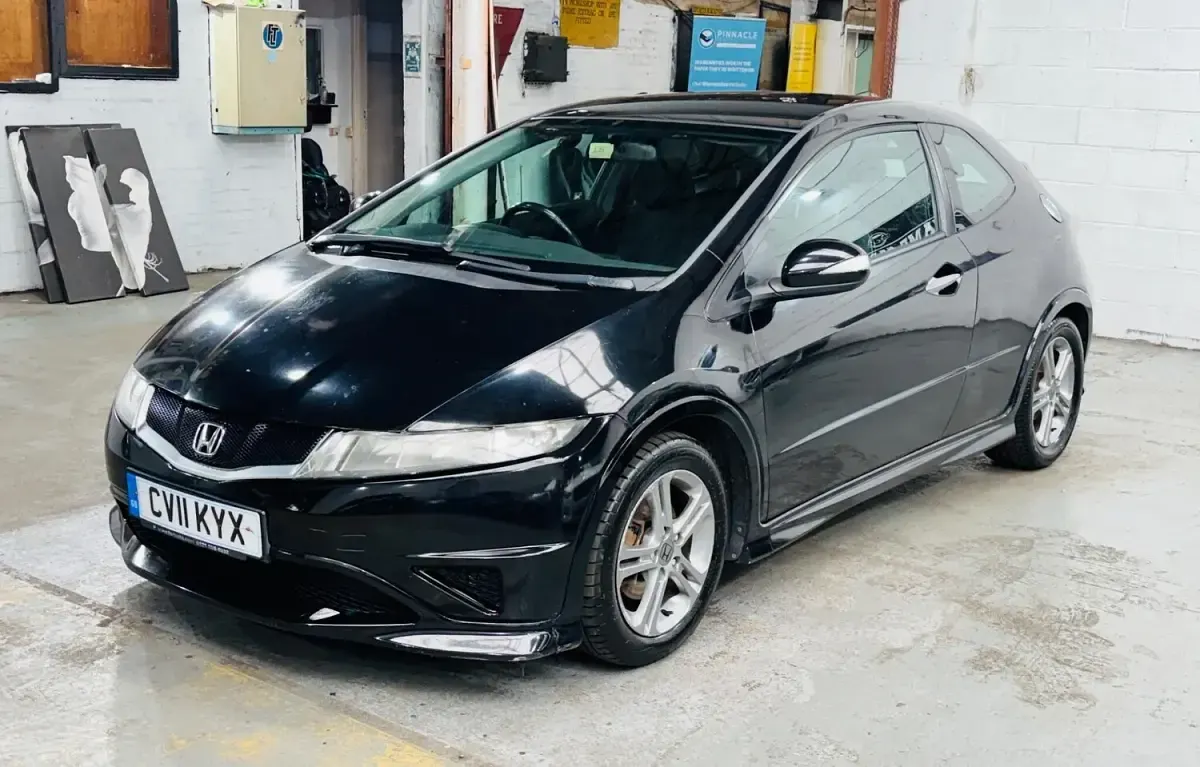 Used Honda Civic Type S 98 HP (72 kW) 2011 Black Hatchback