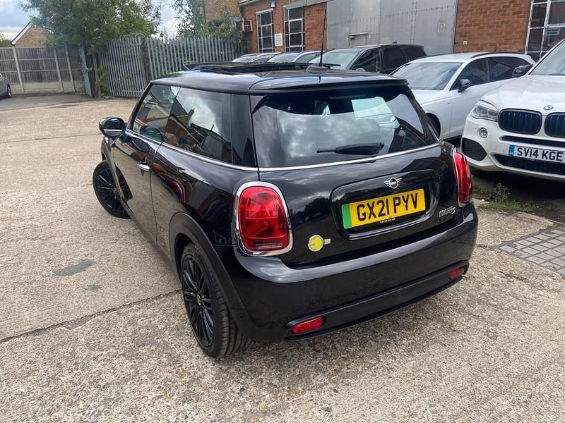 Used Mini Cooper SE Hatch 33 kW (45 HP) 2021 Black Hatchback