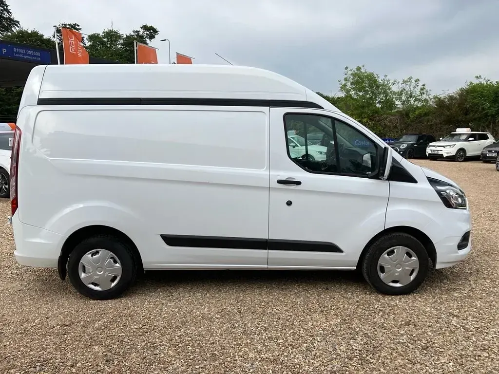 Used Ford Transit Custom Trend 130 HP (95 kW) 2020 White Van