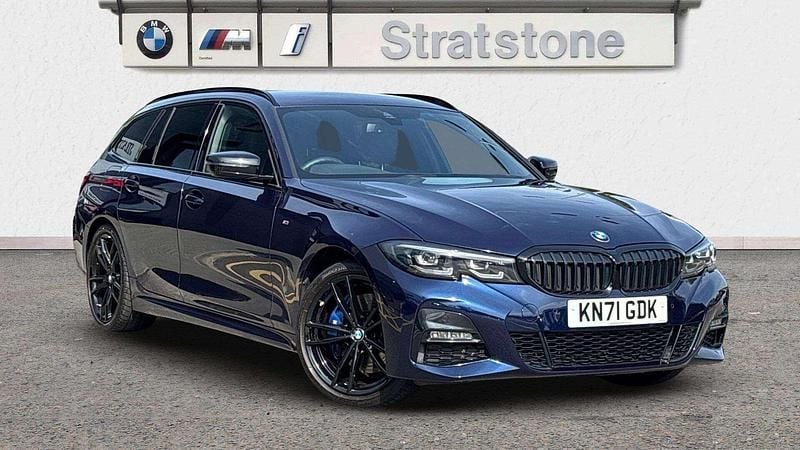 Blue Used 2021 BMW 320 M Sport Estate | £30,890 (Expensive) - Image 1/3