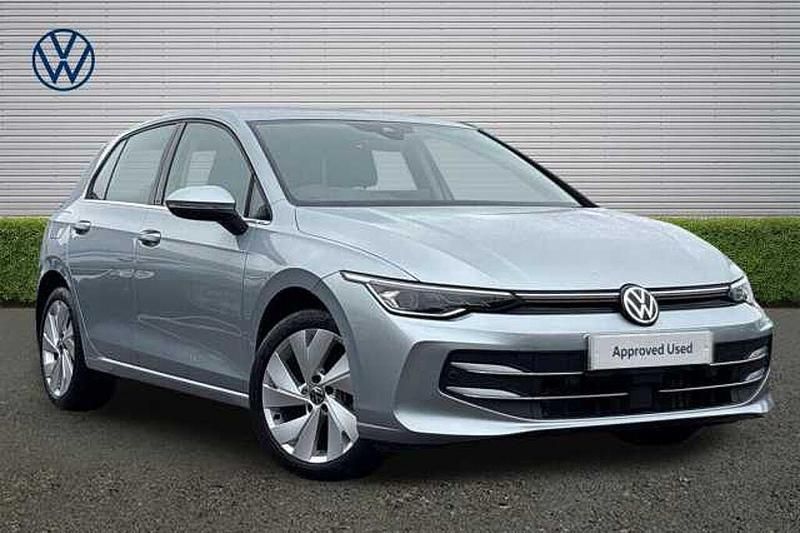 Used VW Golf VIII Style 150 HP (110 kW) 2025 Silver Hatchback