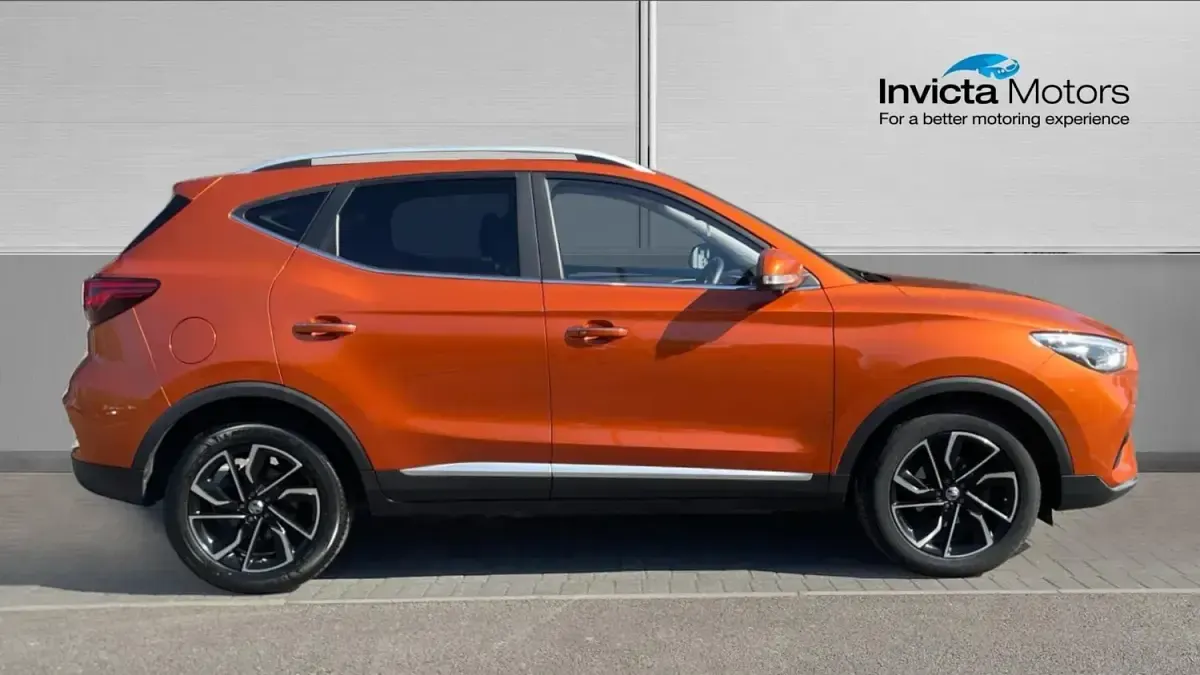 Usado MG ZS Exclusive 111 HP (81 kW) 2023 Laranja SUV