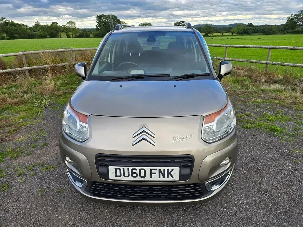 Used Citroën C3 Picasso Exclusive 2010 Beige MPV