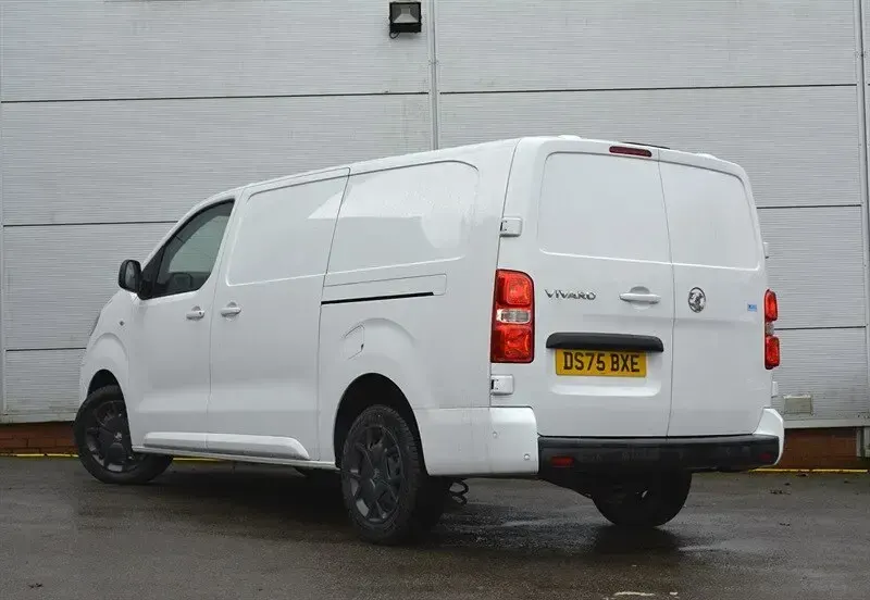 New Vauxhall Vivaro S 120 HP (88 kW) 2025 White MPV