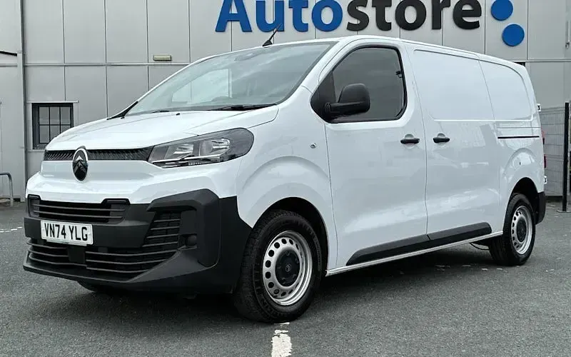 Używany Citroën Dispatch 120 KM (88 kW) 2025 Minivan