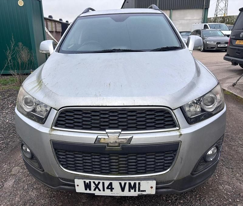 Second-hand Chevrolet Captiva LT 163 CP (119 kW) 2014 Argintiu SUV