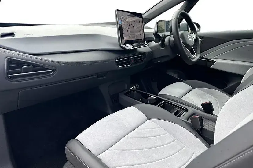 New VW ID.3 Pro 147 kW (201 HP) 2026 Moonstone grey with solid black roof Hatchback