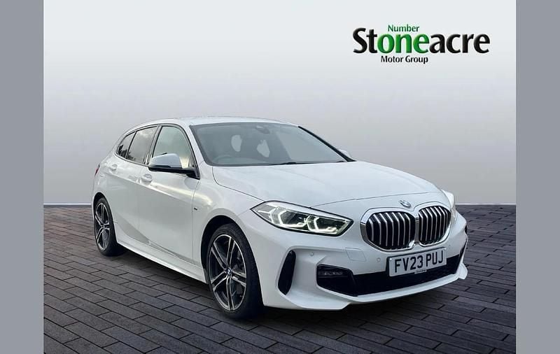 Used BMW 118 M Sport 134 HP (98 kW) 2023 White Hatchback