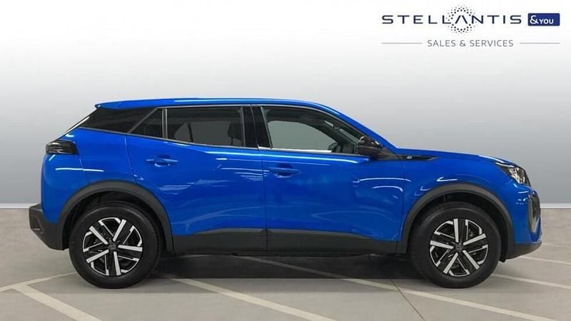 New Peugeot e-2008 Active 98 kW (134 HP) 2026 Blue SUV