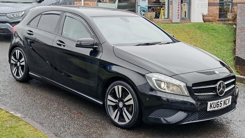 Black Used 2015 Mercedes A200 Hatchback | £9,895 (Fair price) - Image 1/4