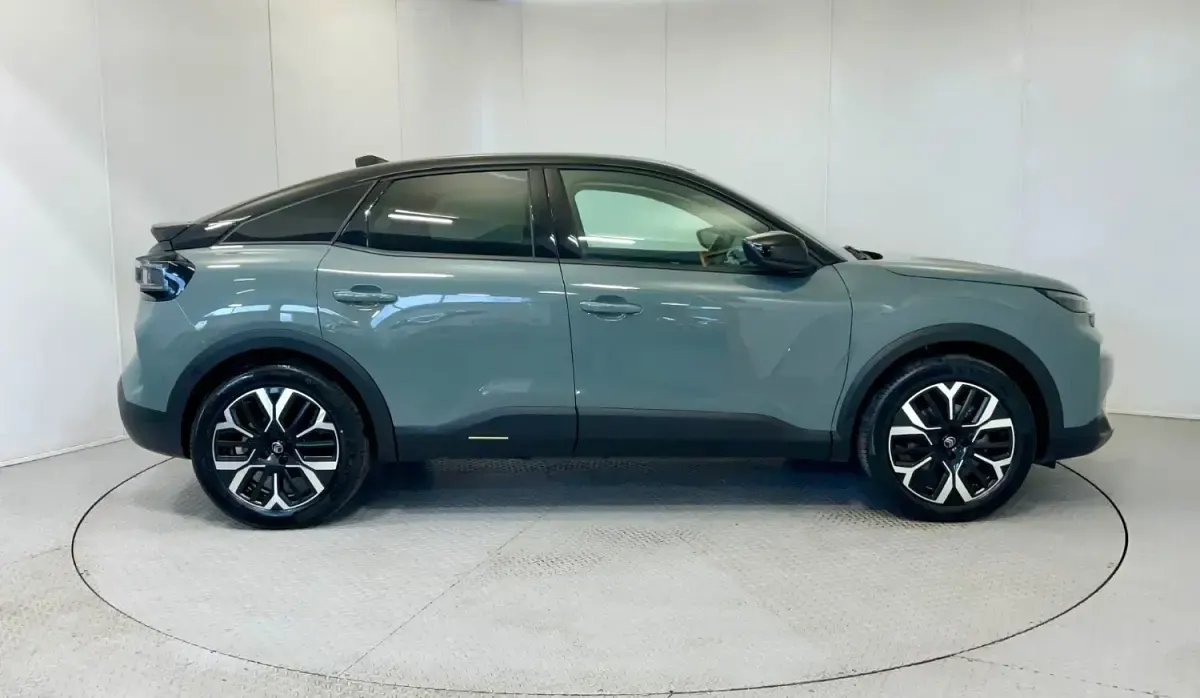 Second-hand Citroën e-C4 114 kW (156 CP) 2025 Gri Hatchback